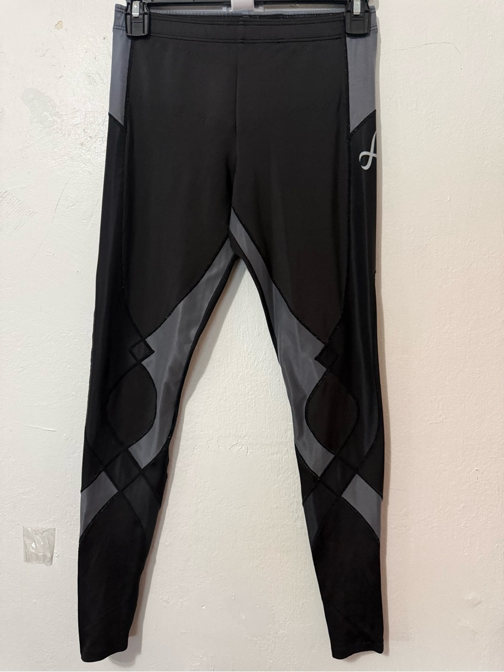 CW-X Compression Leggings Womens Size M Black Gray Running Training Athletic len